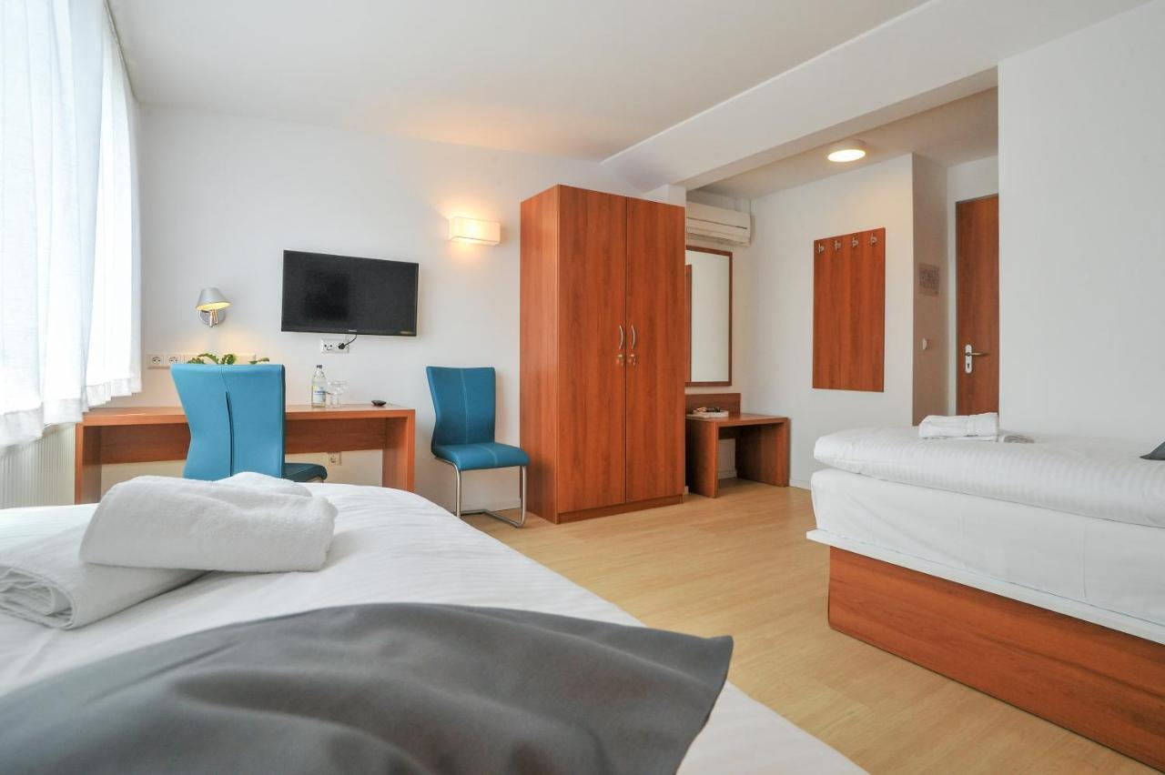 Gaestehaus Abz Štutgart Exteriér fotografie